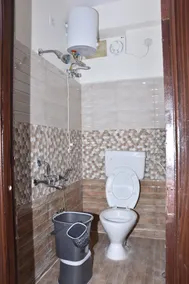 One Bedroom Apartments - Image 2