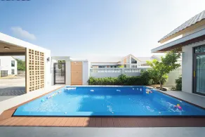 Songmee Pool Villa Nikompattana - Image 2