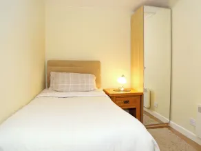 2 Schlafzimmer Unterkunft in Ulcombe - Image 3