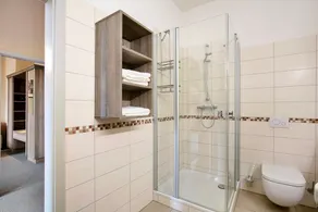 Apartment 'Ferienwohnung 3' with Shared Terrace and Wi-Fi - Image 3