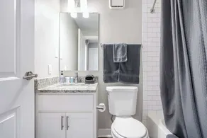 Apartment close to Lucas Oil Stadiom - Image 3