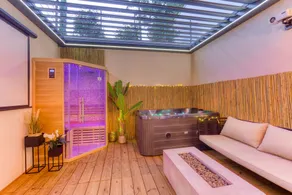 Suite Wood Love & Spa - 4P Sauna et Jacuzzi Privé - Image 2