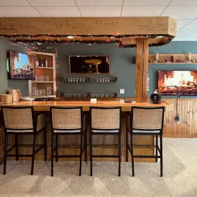 INDOOR POOL, HOT TUB, PRIVATE 86 acre Retreat and Event Space - Image 2