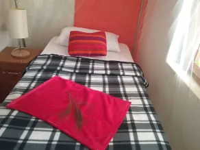 TRANQUIL COTTAGE ONE, KILIFI, BOFA - Image 5