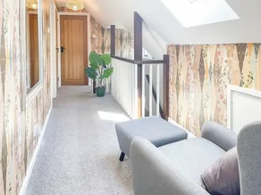 Alojamiento de 3 habitaciones en Calbourne - Image 2