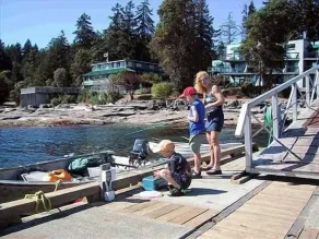 \"INN OF THE SEA\" : A Vancouver Island Waterfront Vacation Paradise: - Image 2