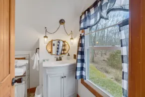 16 Acres of beauty and relaxation - Image 5
