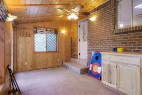 Newly Renovated-Spacious-20min to Den& Boulder-HotTub/Game Room/Basketball Court - Image 3
