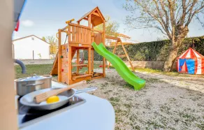 Beautiful home in Tinj - Image 2