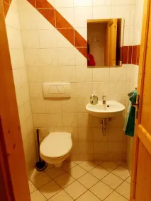 beautiful apartment with 1 bedroom and a gorgeous balcony - Image 4