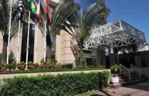 Apto ao Lado Pq.ibirapuera e Av.paulista Duplo 106 - Image 2