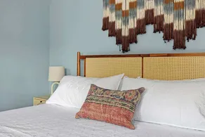Juniper Presents: Upscale Loft Walkable to Beach, Culture & Cuisine - Image 5
