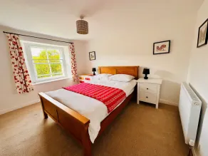 Beautiful stone cottage 5 miles from Richmond and the Yorkshire Dales w/ free Wifi, multi-fuel stove - Image 4