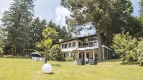Villa Nausica: An elegant and welcoming three-story villa surrounded by a large private park in the hills of Brianza, with Free WI-FI. - Image 5