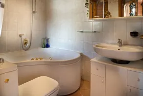 La Casa Gingelina in the heart of the Dolomites - Image 4