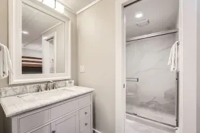 The Lift B8 Condo - Image 4