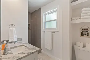 Expo Center/Fairgrounds, 3 bedrooms, 3 full bathrooms. On Old Route 66 - Image 4