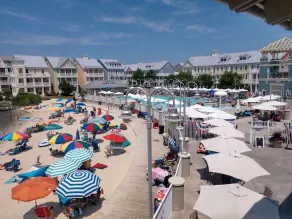 Gorgeous Sunset Island condo, 2 Pools, FREE Linens & Towels! - Image 2
