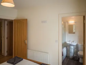 17 Canoni Lane, Clifden - Image 3