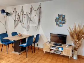 RDC avec piscine, climatisation et garage - Image 3