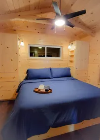 Modern Tiny Home Cabin Deux w./ Hot Tub next to Titus Mtn Ski & Malone - Image 5