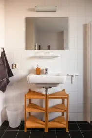 Appartement spacieux et confortable avec jardin privé au pied des dunes. - Image 4