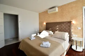 Beautiful and spacious penthouse with big terrace with sea view! - Image 5