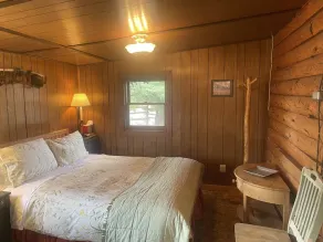 Log Cabin Riverside. - Image 5