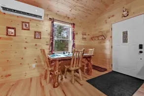 Cabin # 3 at Northern Comfort w/opt side by side rentals - Image 5