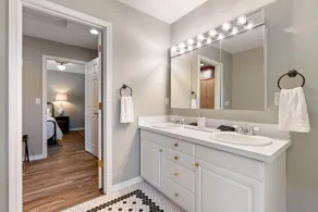 Spacious 4-Bedroom Farmstay at Pomeroy Cellars - Image 5