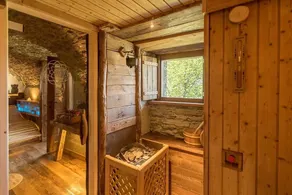 Chalet 'Civico 11' with Mountain View, Balcony and Wi-Fi - Image 3