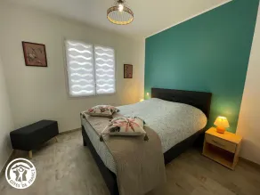 Charming 6-Person Cottage Near Ocean & Cycling Routes - Image 5
