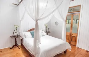 Chesson Lodge 4 Bedrooms - Image 3