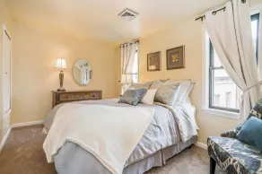 Great loft in the heart of downtown Northville - Image 4