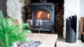 Hillside Cottage - Image 2
