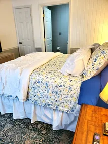 Blue Fields Room in Cascade Inn at Fall Creek Falls - Image 5