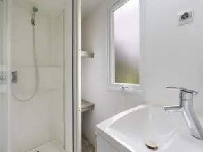 Estupenda casa de vacaciones privada para 4 personas con WIFI, A/C, terraza y mascotas permitida - Image 5