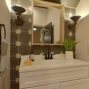 Modern Farmhouse 3br + full basement - Image 2