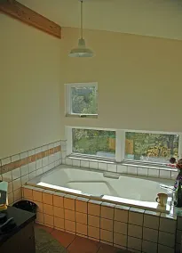 Creekside Craftsman Cabin with Jacuzzi - Alpine Splendor 6 Mins to downtown - Image 3