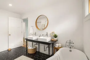 4K SF 6 Bdrm Modern Farmhouse i det bästa promenadbara läget. Perfekt för grupper! - Image 4