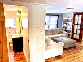 Dog friendly White Mountain Farmhouse with King Size Beds - Image 3