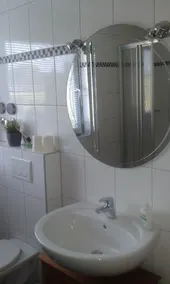 Anna - neue Ferienwohnung mit Blick ins Grüne - Image 4