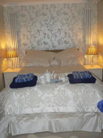 Loafers Glory Romantic Retreat Tremough Campus Closeby - Image 2