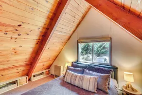 1 Mi to Snow Summit: Big Bear Lake Cabin! - Image 5