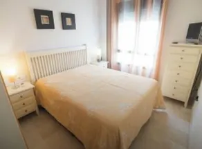 Beautiful apartment by the beach - Image 3