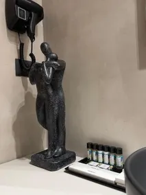Noam Luxury Hotel - Image 5