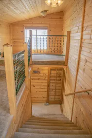 Cozy beach front lake cabin with hot tub! - Image 2