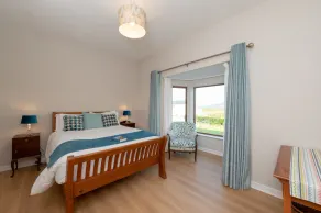 STUNNING 4 camere da letto, 2 bagni fattoria. Viste pittoresche con vista sulla baia di Sligo. Wi-Fi - Image 5