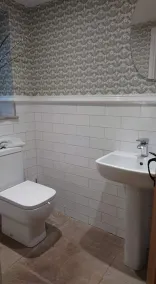Inviting 1-Bed Cottage in Preston - Image 3