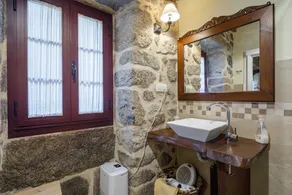 Holiday Home 'C Vilamide' with Mountain View, Private Terrace and Wi-Fi - Image 3